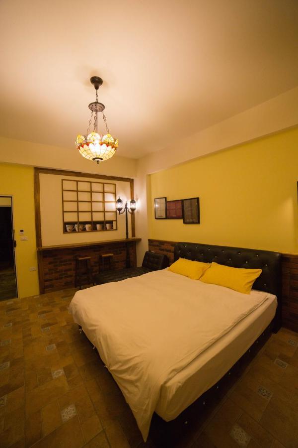 Oia Cafe B&B T'ai-tung Εξωτερικό φωτογραφία