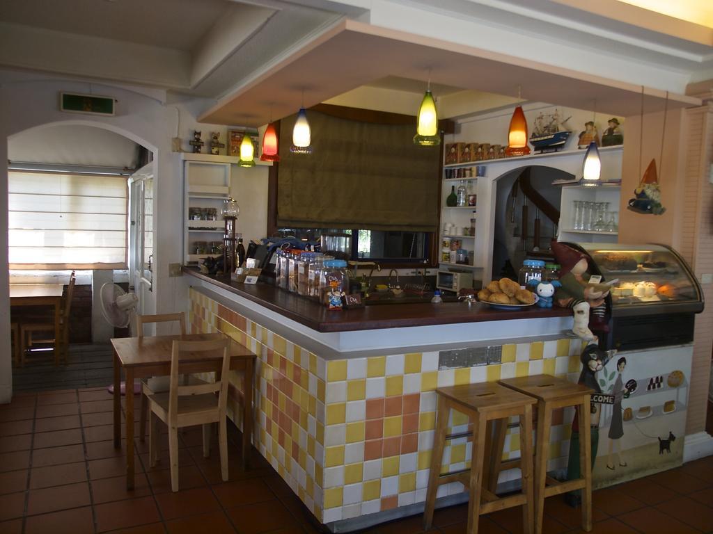 Oia Cafe B&B T'ai-tung Εξωτερικό φωτογραφία