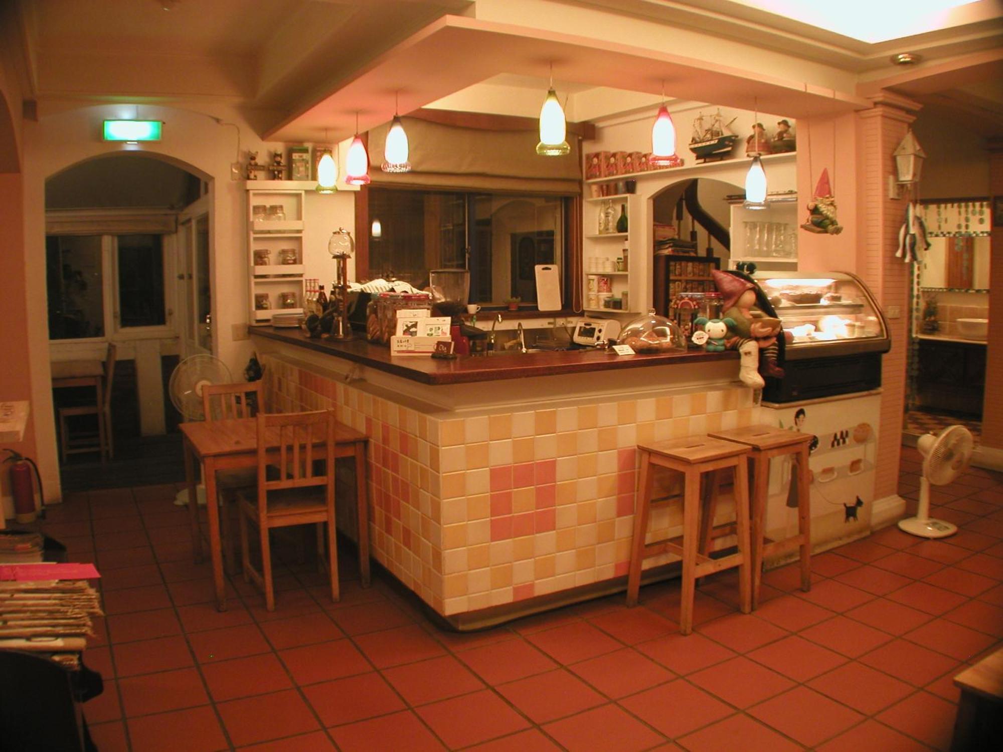Oia Cafe B&B T'ai-tung Εξωτερικό φωτογραφία