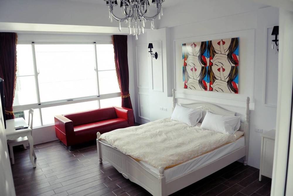 Oia Cafe B&B T'ai-tung Εξωτερικό φωτογραφία