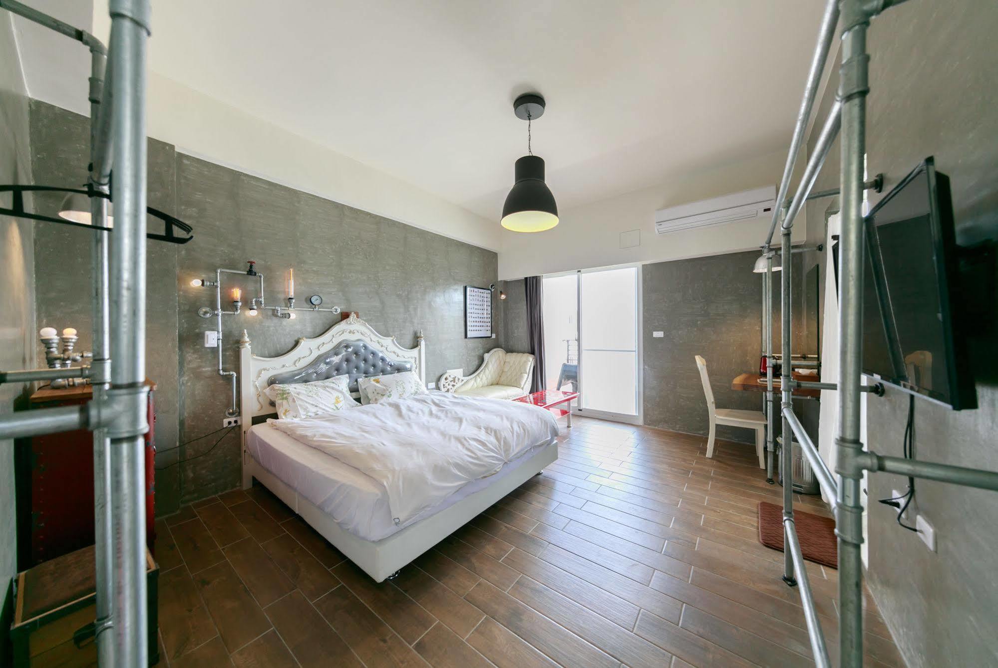 Oia Cafe B&B T'ai-tung Εξωτερικό φωτογραφία