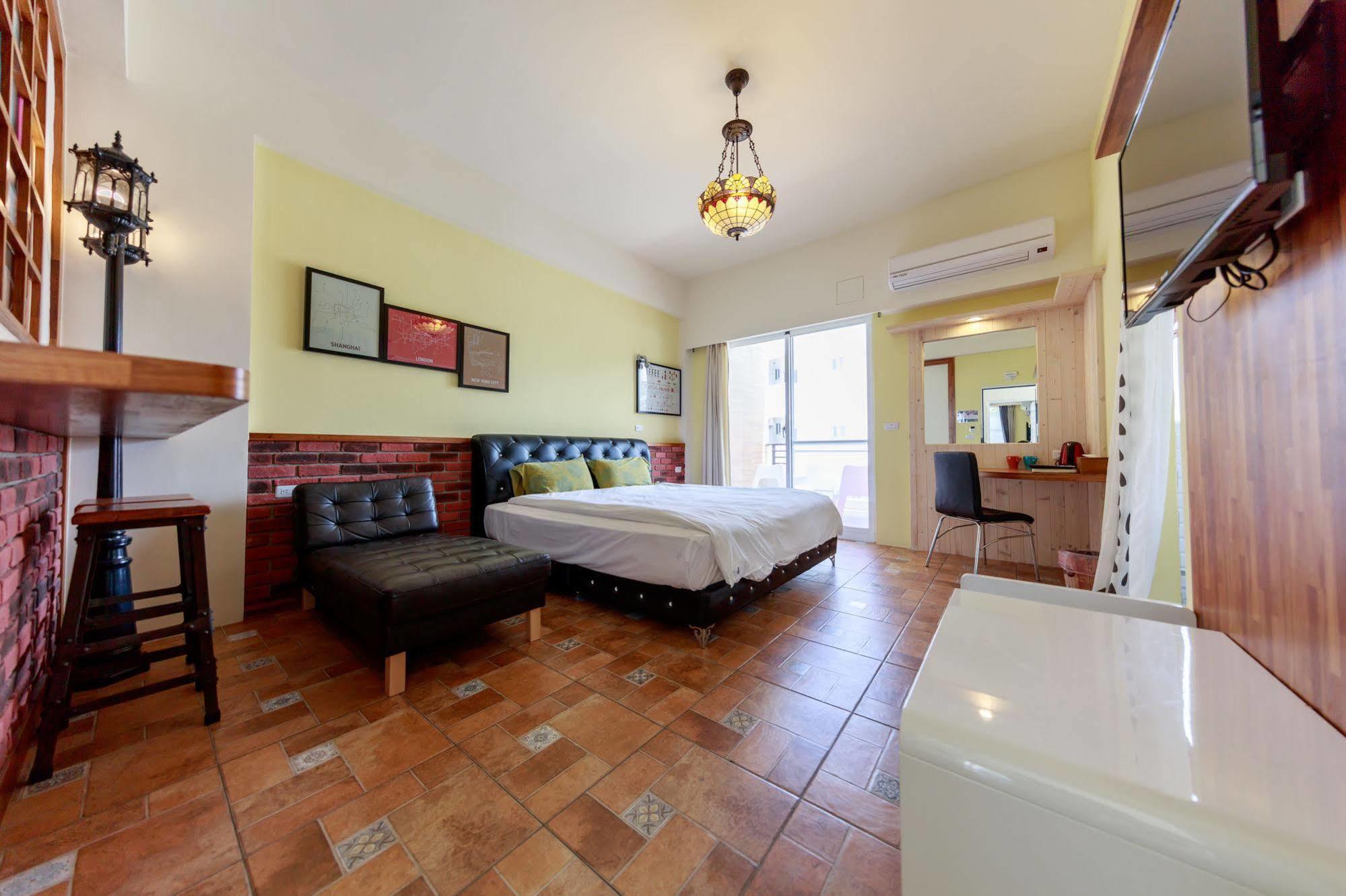 Oia Cafe B&B T'ai-tung Εξωτερικό φωτογραφία