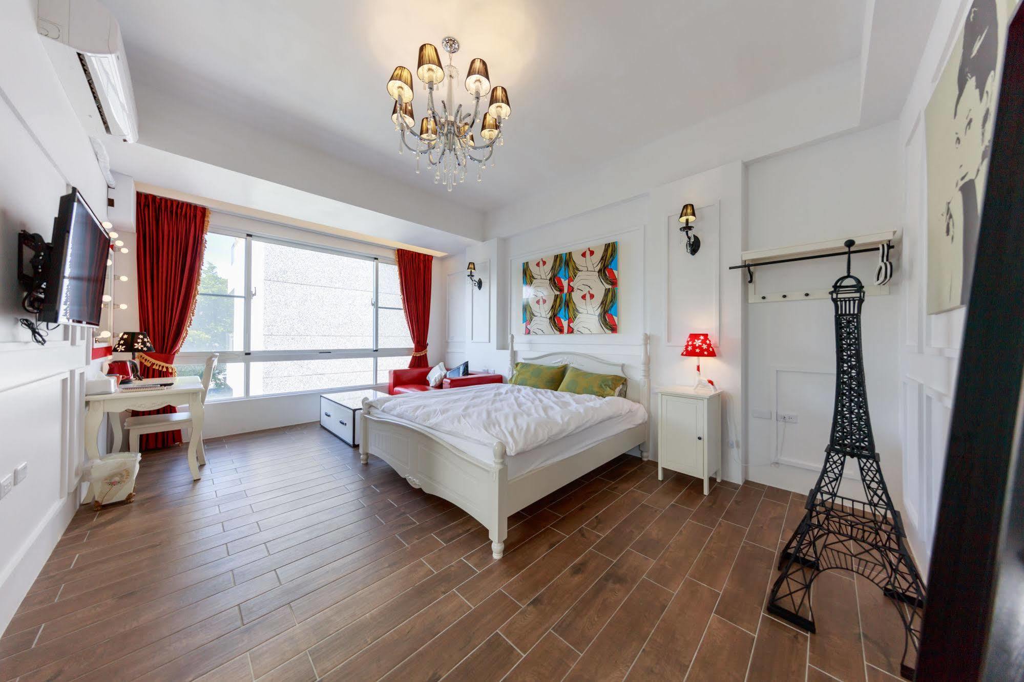 Oia Cafe B&B T'ai-tung Εξωτερικό φωτογραφία