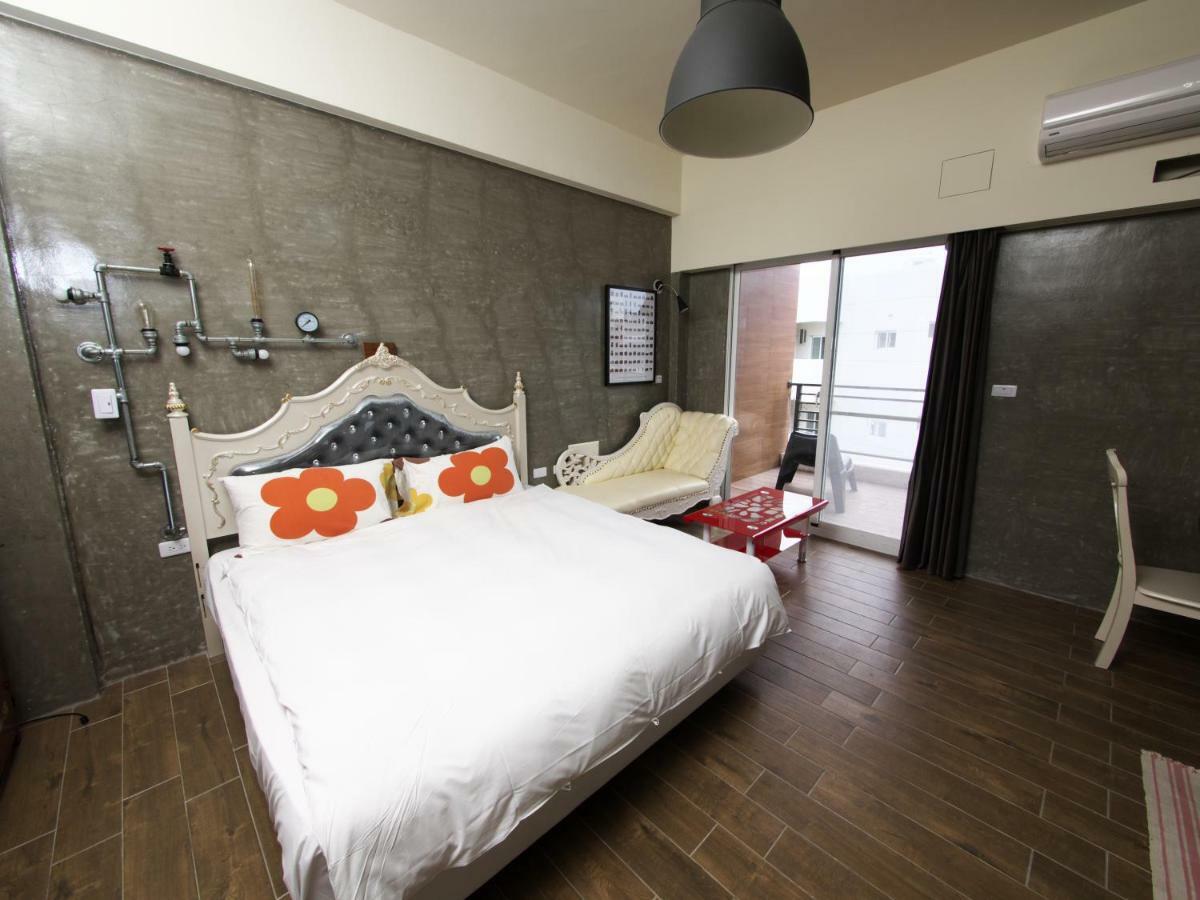 Oia Cafe B&B T'ai-tung Εξωτερικό φωτογραφία