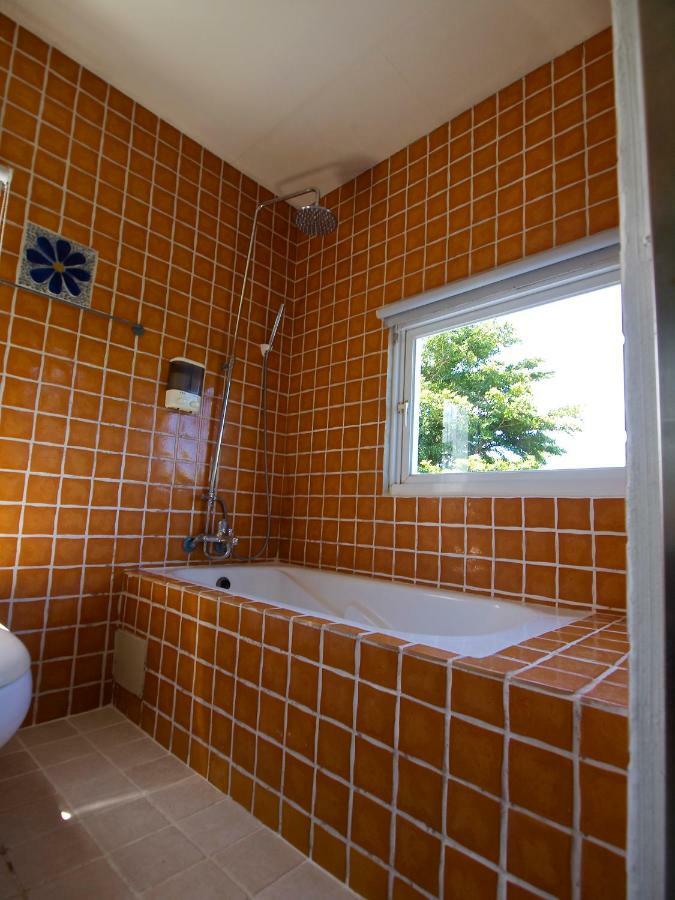 Oia Cafe B&B T'ai-tung Εξωτερικό φωτογραφία